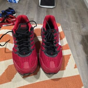 Air Max Torch 4 Red and Black Running Sneakers